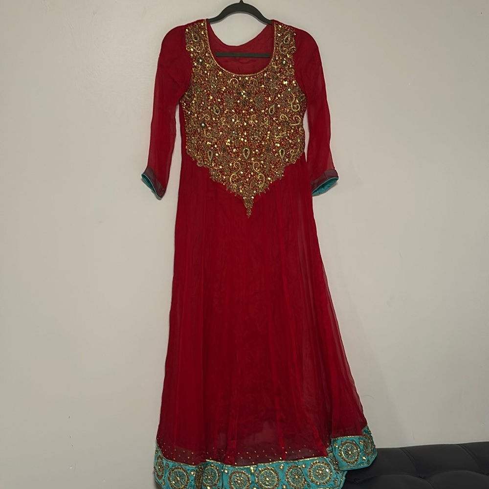 Long length dress with beautiful embroidery with dobata for wedding event.